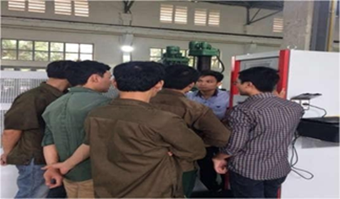 Chuyên gia hãng hướng dẫn đào tạo đối với máy cân bằng động